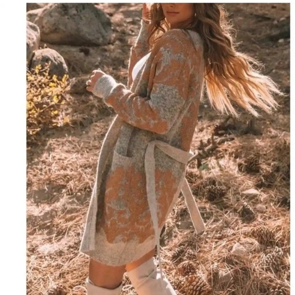 Lovestitch Sweater Winter Solstice Belted Cardigan Long Women’s Size Small Gray - Picture 13 of 14